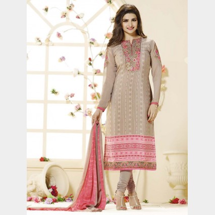 Vinay’s Classical Shalwar Kameez and Dupatta